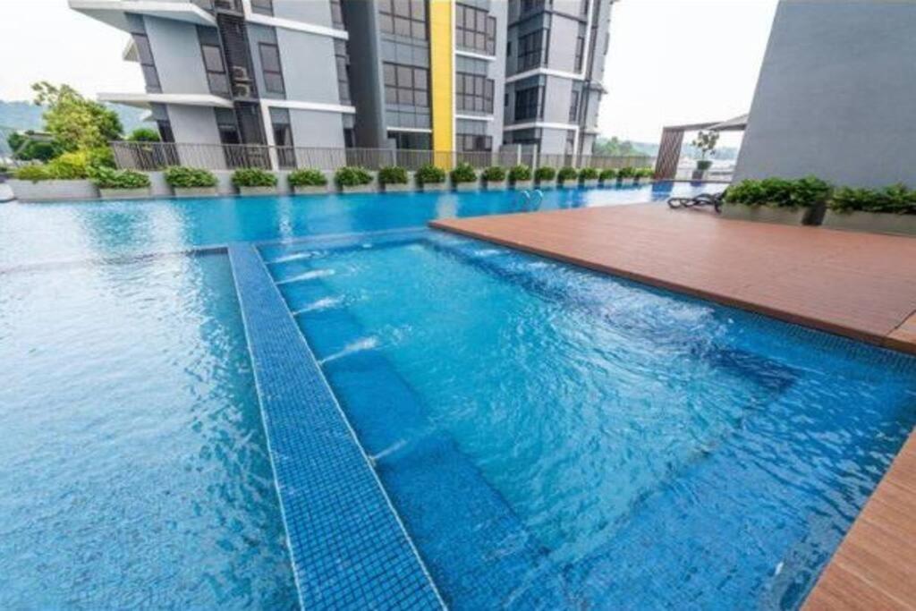 Cozy Mayfair Homestay Puchong Eksteriør billede