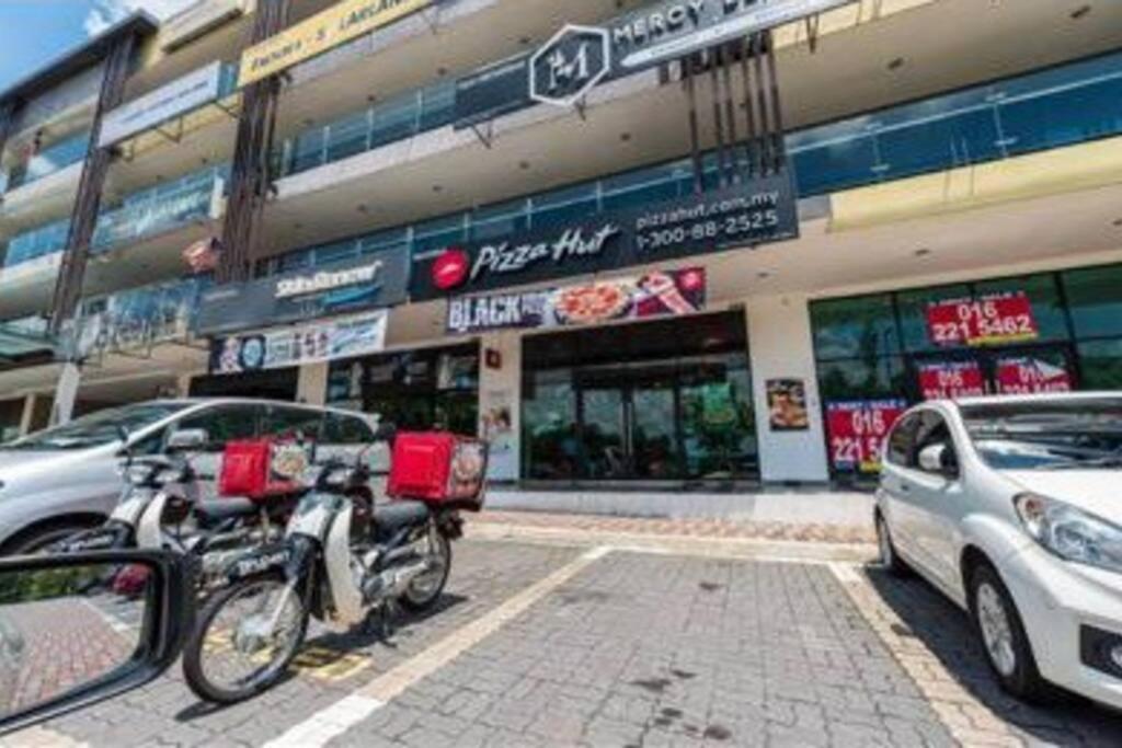 Cozy Mayfair Homestay Puchong Eksteriør billede