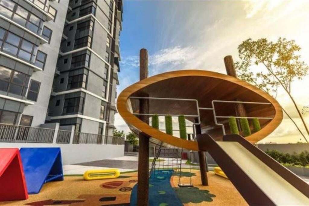 Cozy Mayfair Homestay Puchong Eksteriør billede