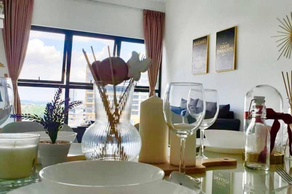 Cozy Mayfair Homestay Puchong Eksteriør billede