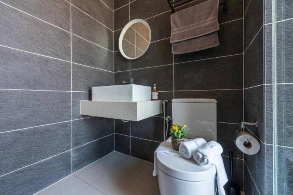 Cozy Mayfair Homestay Puchong Eksteriør billede